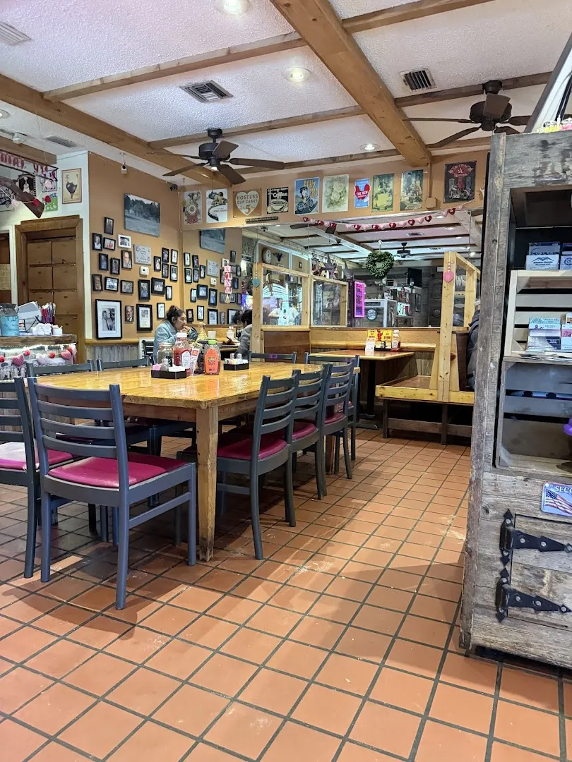 Pierson Family Restaurant